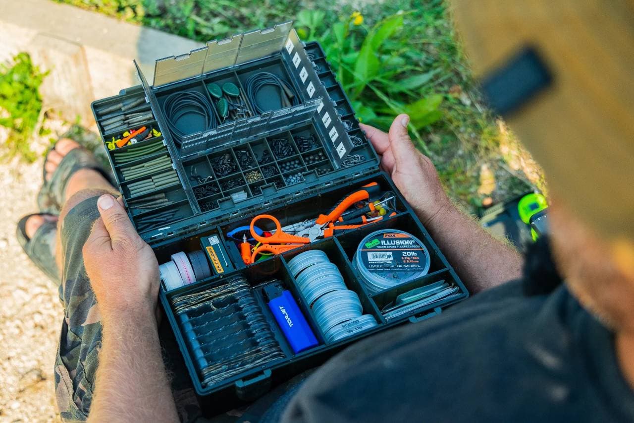 Fox Loaded Medium Tackle Box — slika 11